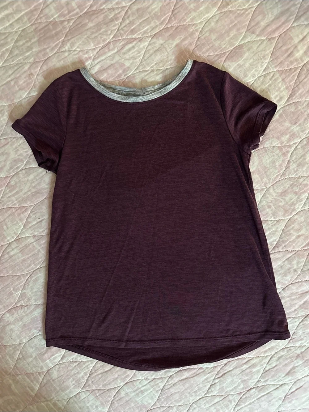 Old Navy Active “Go Dry” Short Sleeve Crewneck Top in Deep Plum | Sz: M | Modal